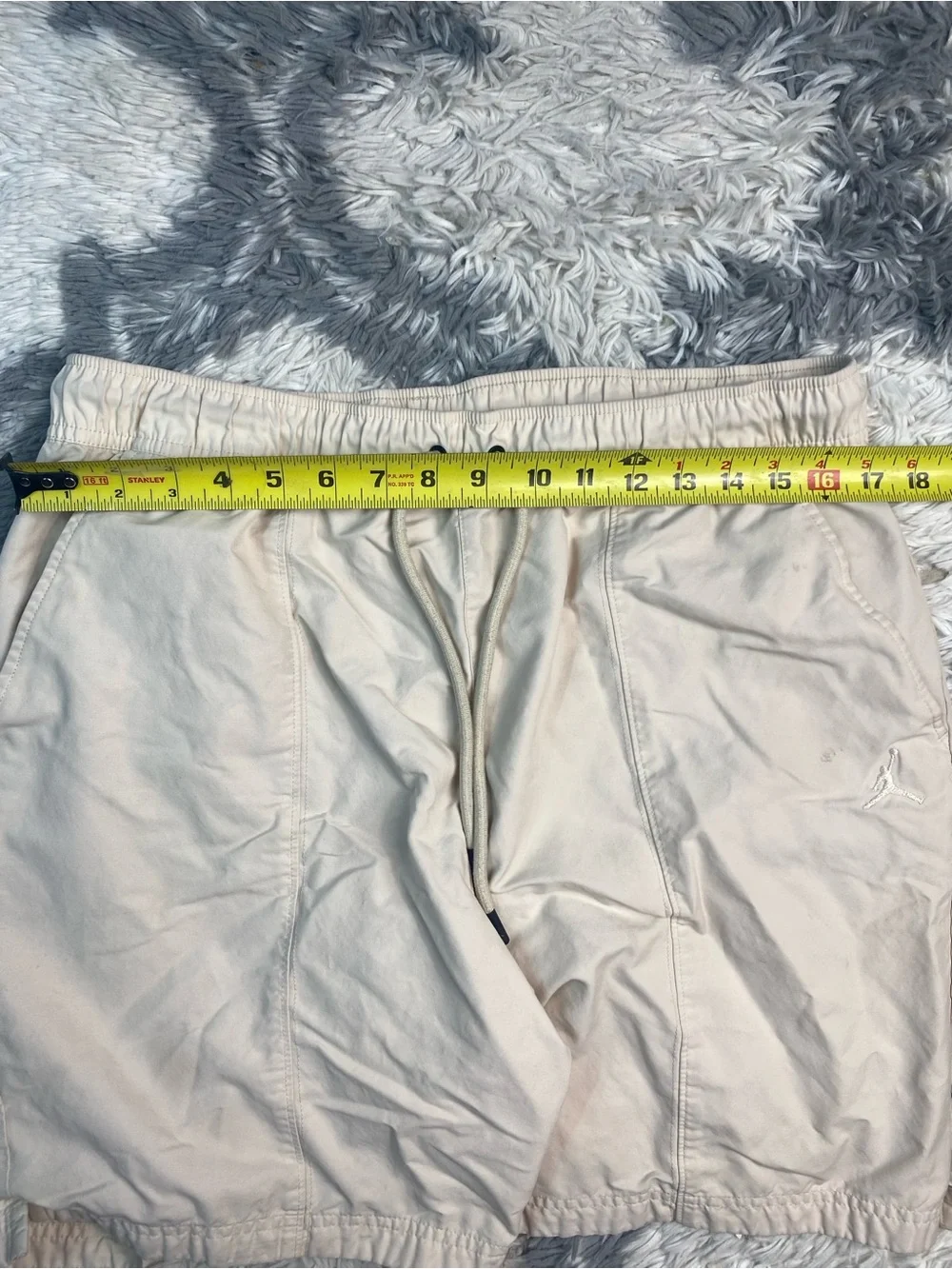 Jordan Mens Shorts XL FN4549 Cotton Essentials Woven Cream Golf Beach